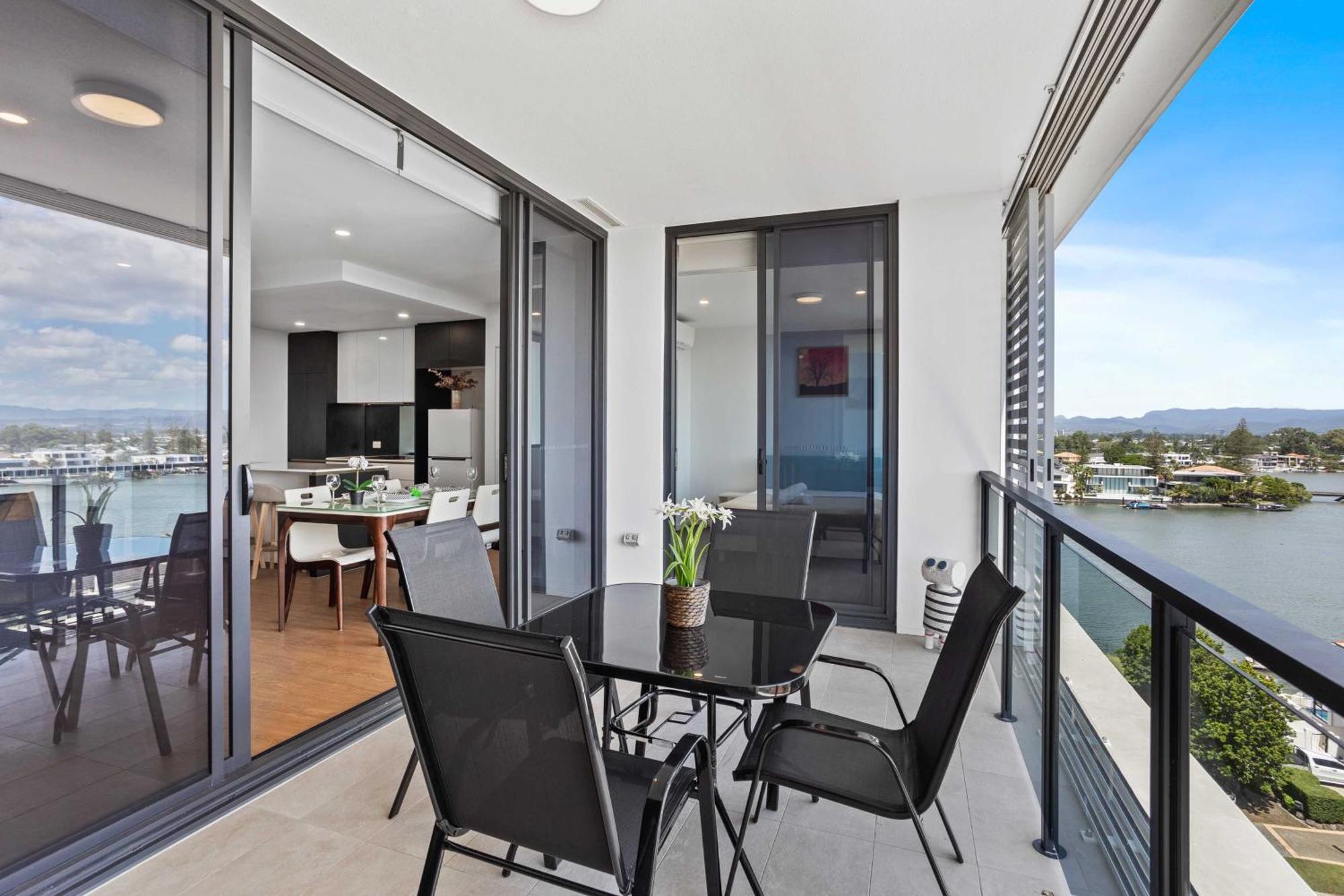 Peninsular Gold Coast Aparthotel Екстериор снимка