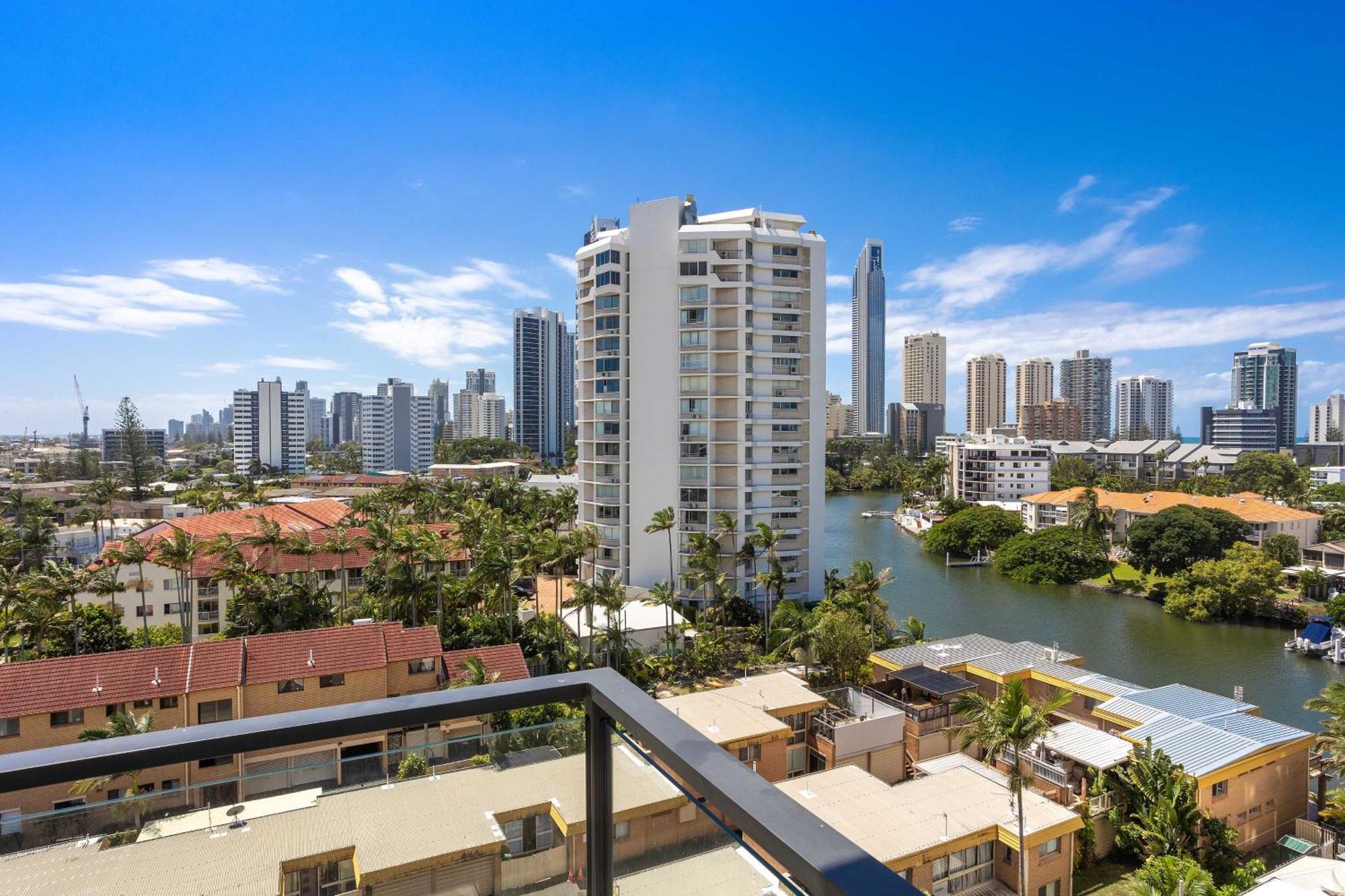 Peninsular Gold Coast Aparthotel Екстериор снимка