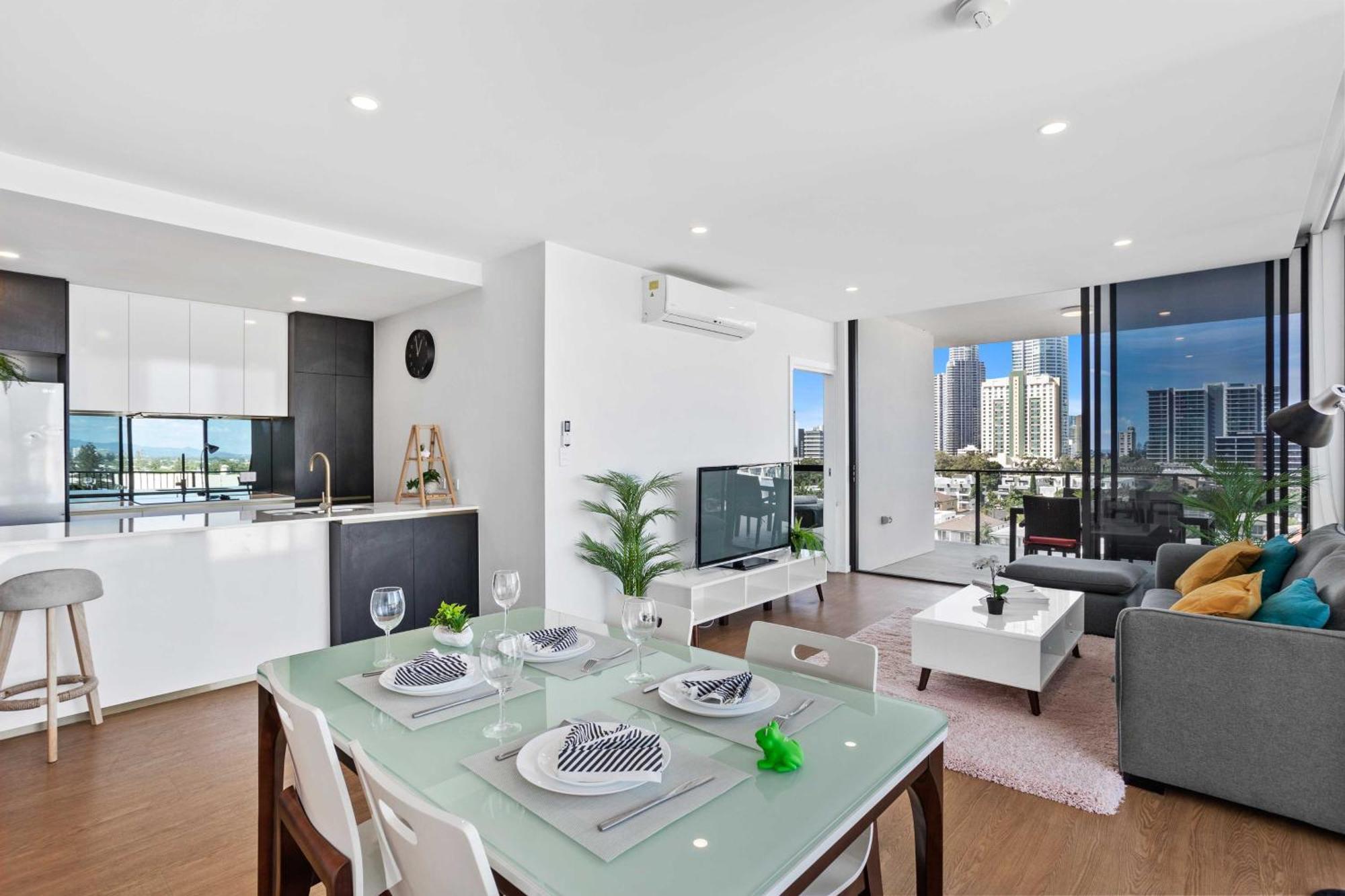 Peninsular Gold Coast Aparthotel Стая снимка