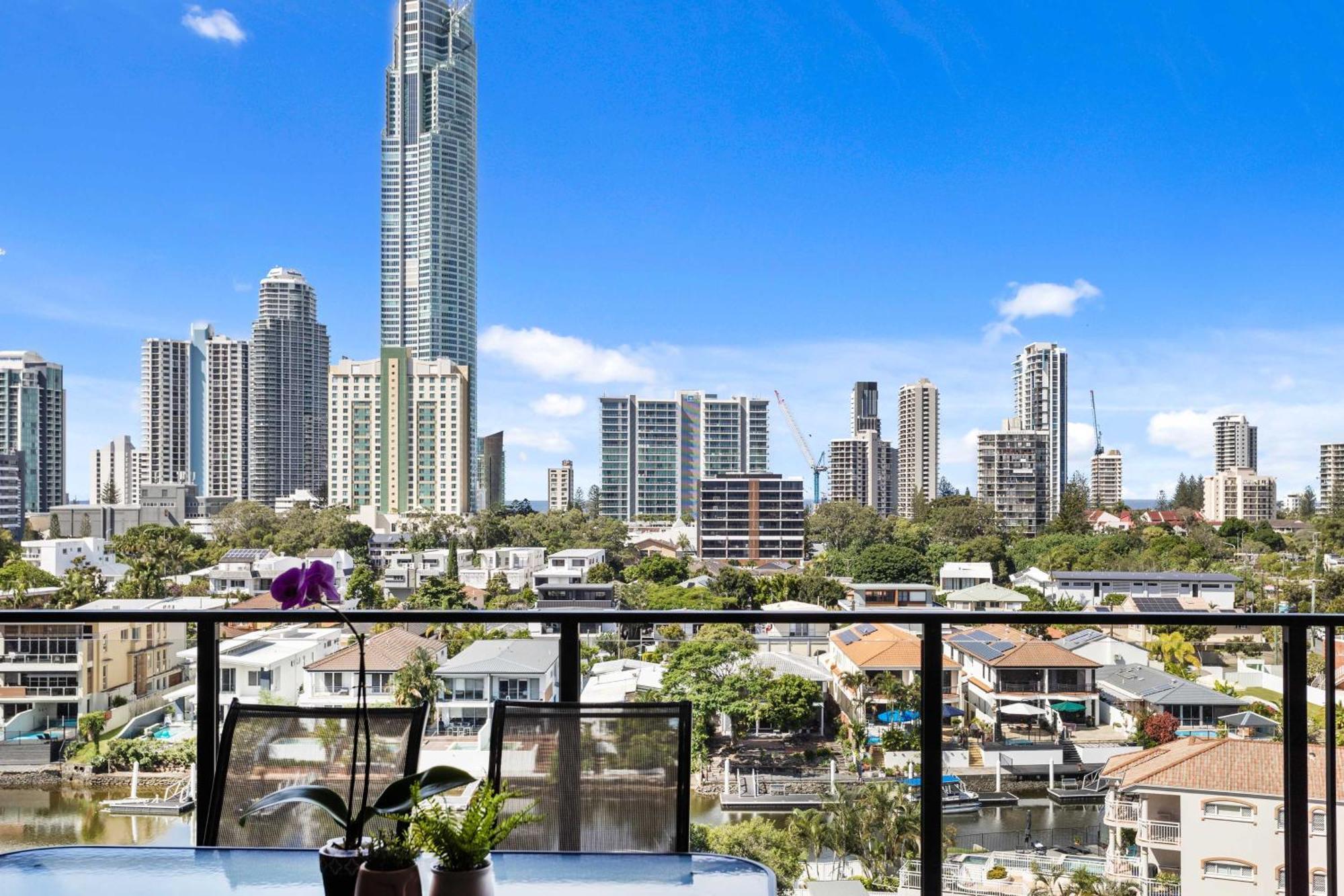 Peninsular Gold Coast Aparthotel Екстериор снимка