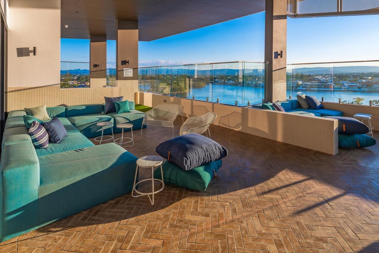 Peninsular Gold Coast Aparthotel Екстериор снимка